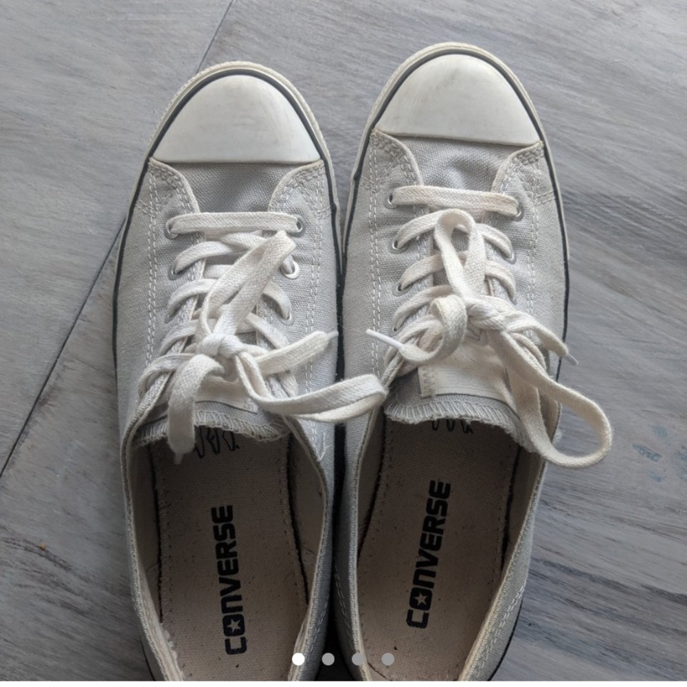 Light grey converse